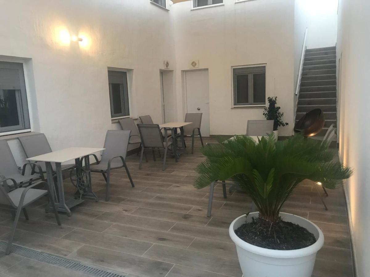 Cal Xot Guest House El Poblenou del Delta Exterior photo