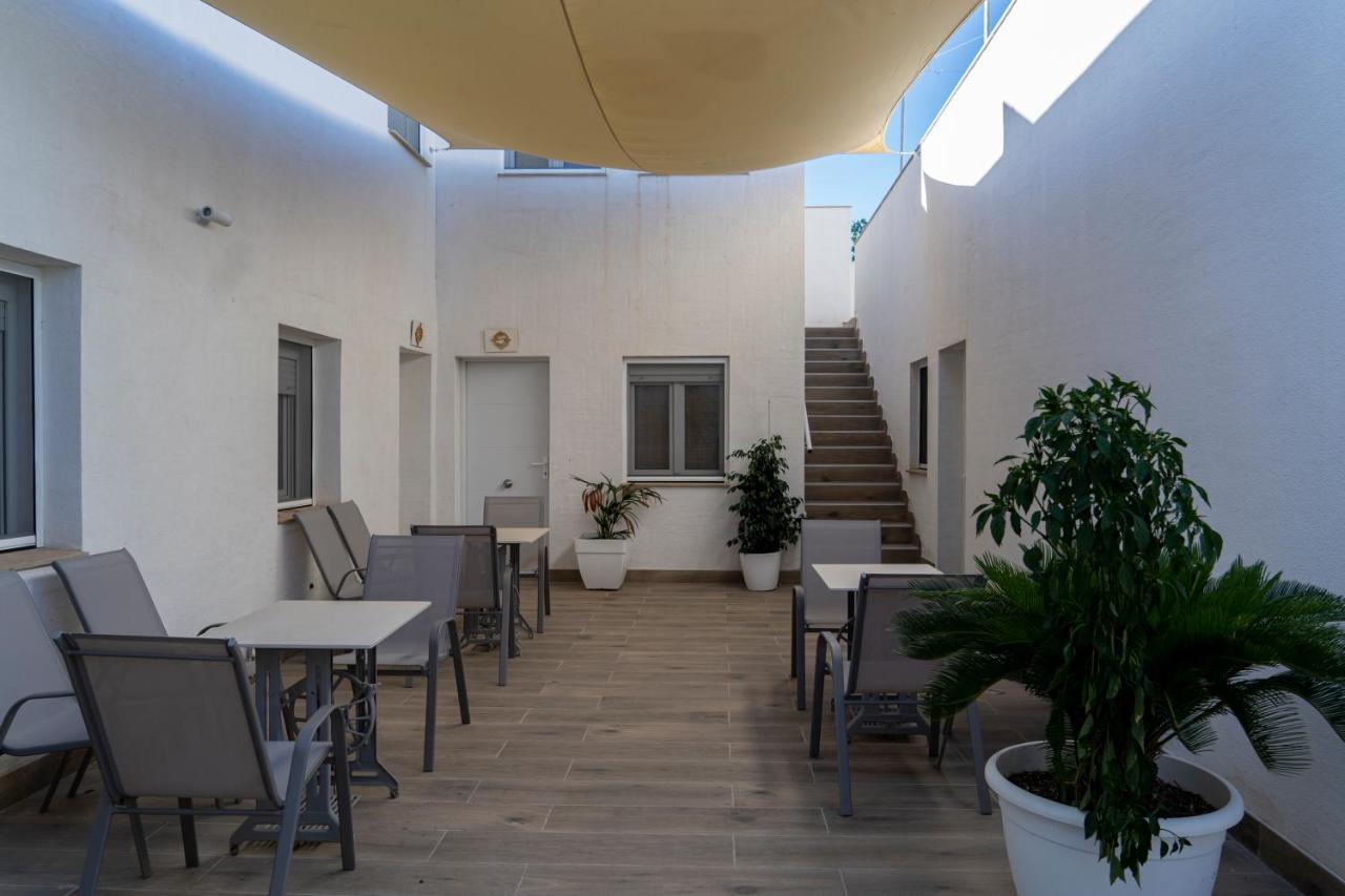 Cal Xot Guest House El Poblenou del Delta Exterior photo